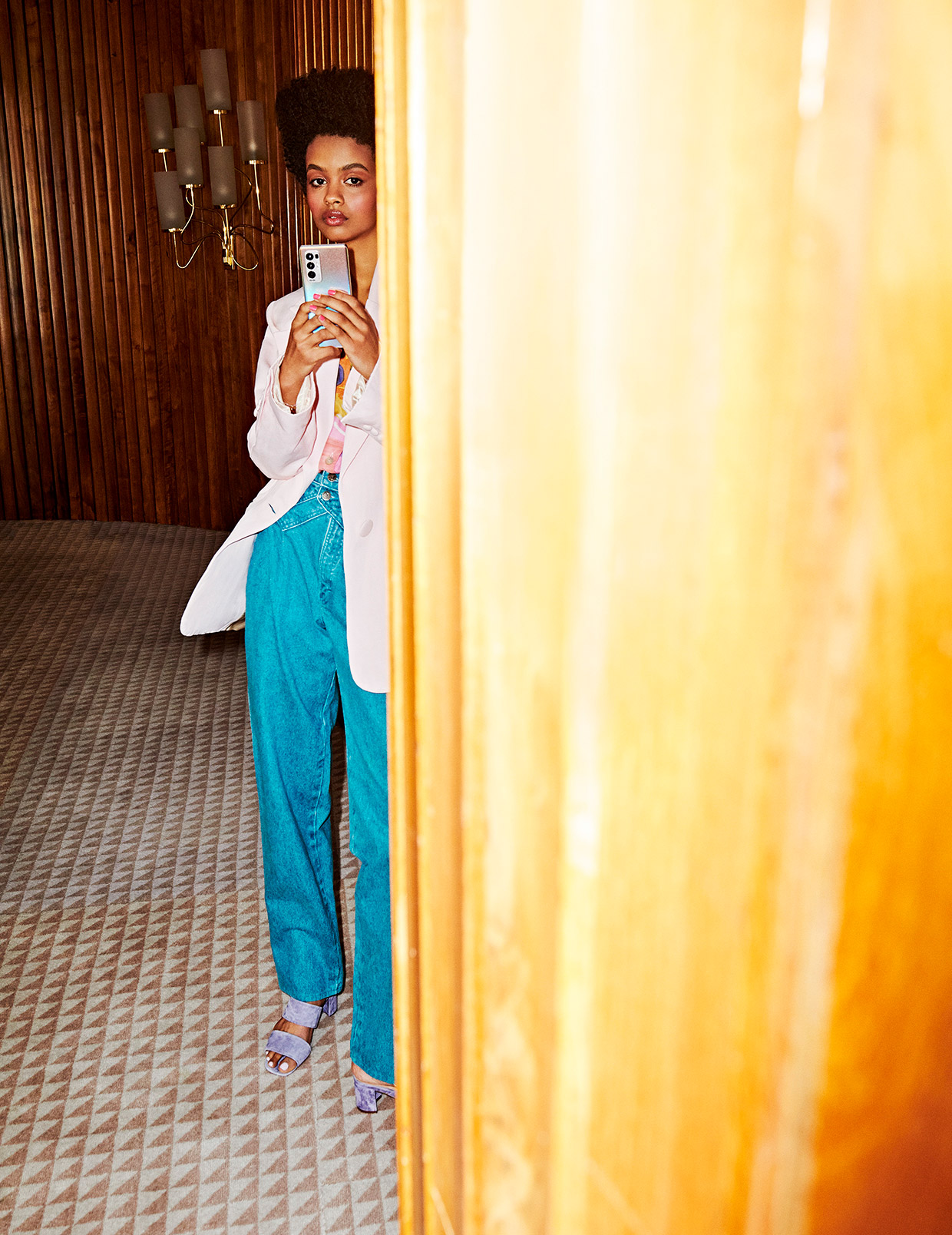 Vogue Portugal pink-click